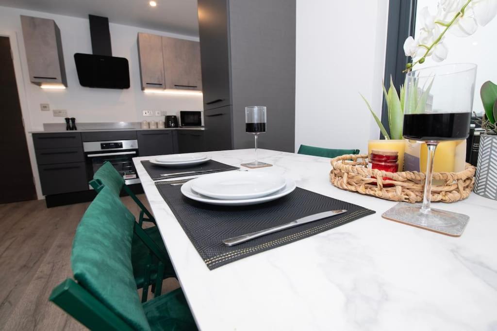Deluxe 2 Bed York Flat With Gym Sleeps 6 Apartment Luaran gambar